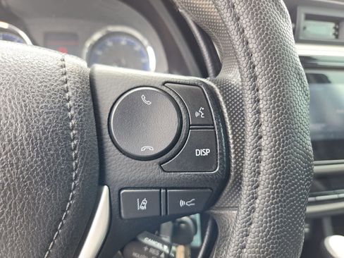 Used 2017 Toyota Corolla LE FWD image 23