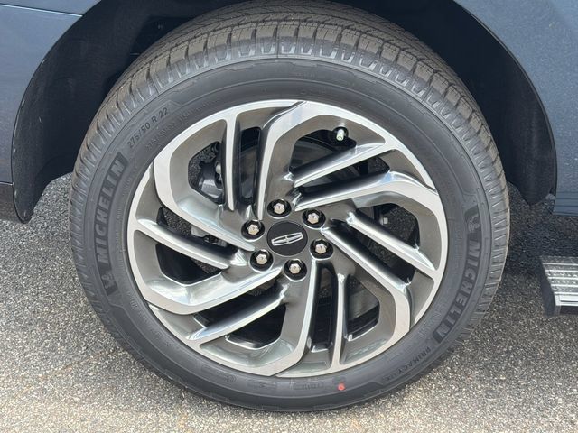 New 2027 Lincoln Navigator Reserve AWD/4WD image 18