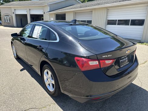 Used 2023 Chevrolet Malibu LT FWD image 8