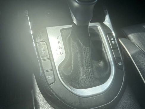 Used 2023 Kia Forte GT-Line w/ GT-Line Premium Package FWD image 11