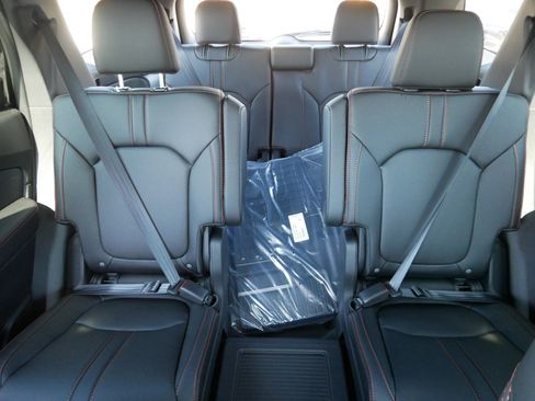 New 2026 Honda Pilot TrailSport image 13