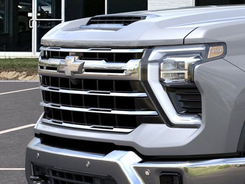New 2026 Chevrolet Silverado 2500 LTZ AWD/4WD image 13