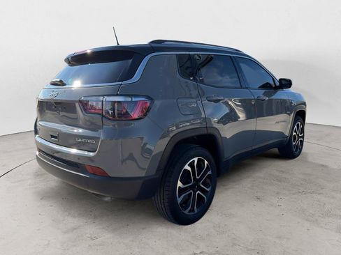 Used 2022 Jeep Compass Limited AWD/4WD image 5