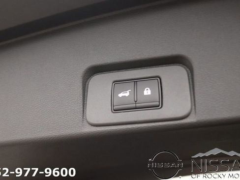 New 2026 Nissan Rogue Platinum image 14