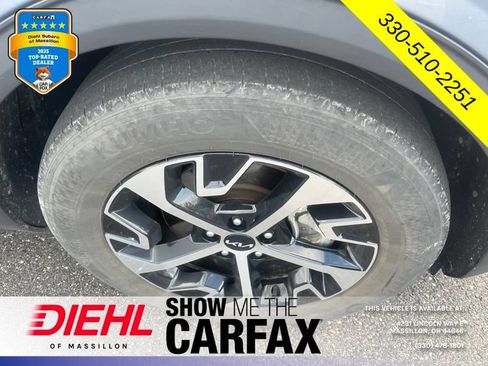 Used 2024 Kia Sportage EX FWD image 9