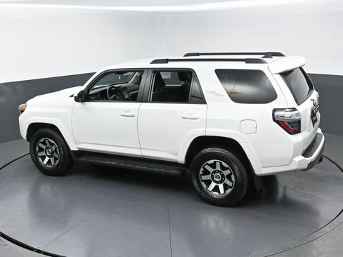 Used 2024 Toyota 4Runner TRD Off-Road image 47