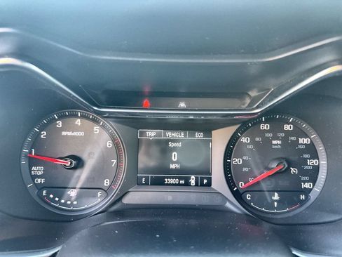 Used 2023 Chevrolet TrailBlazer LT FWD image 12