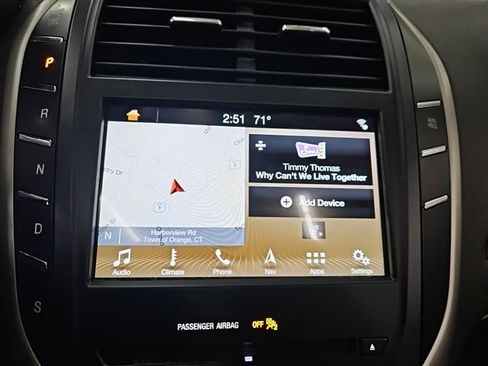 Used 2017 Lincoln MKC Reserve w/ Lincoln MKC Climate Package image 16