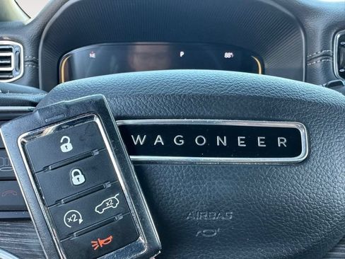 Used 2023 Jeep Wagoneer L Series II AWD/4WD image 48