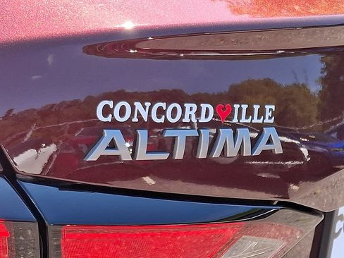 Certified 2024 Nissan Altima 2.5 SV w/ SV Premium Package FWD image 31