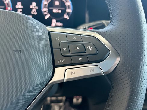 New 2026 Volkswagen Tiguan SE R-Line image 20