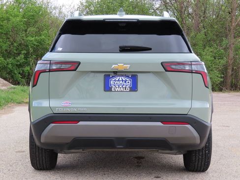 Certified 2025 Chevrolet Equinox LT w/ Convenience Package II AWD/4WD image 17