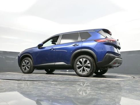 Used 2023 Nissan Rogue SV image 48
