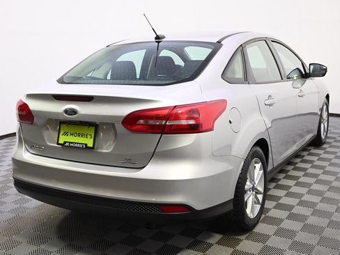 Used 2016 Ford Focus SE FWD image 6
