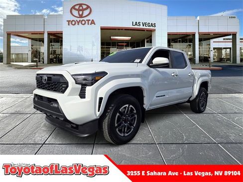 Used 2024 Toyota Tacoma TRD Sport image 1