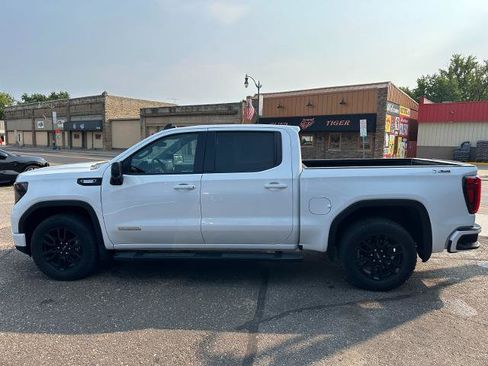 Used 2025 GMC Sierra 1500 Elevation w/ Elevation Premium Package AWD/4WD image 9