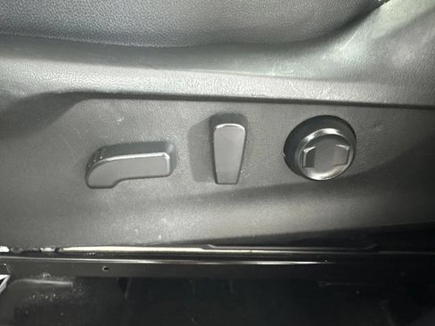Used 2021 Subaru Forester Premium AWD/4WD image 11