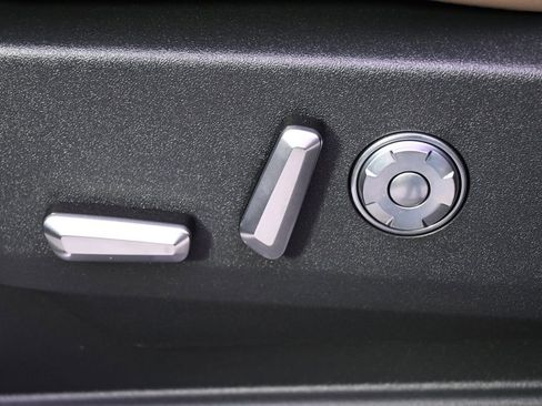 New 2026 Lincoln Navigator L Black Label AWD/4WD image 14