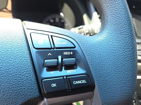 Used 2017 Hyundai Tucson SE w/ SE Popular Package 02 FWD image 27