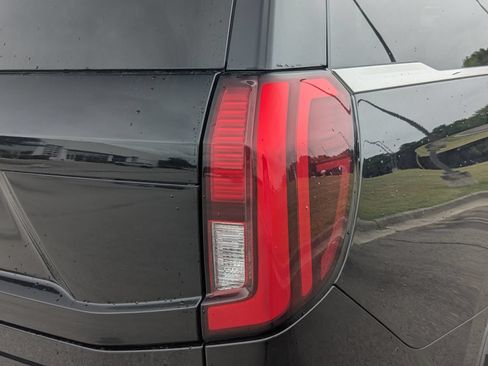 Used 2025 Ford Expedition Active RWD image 38