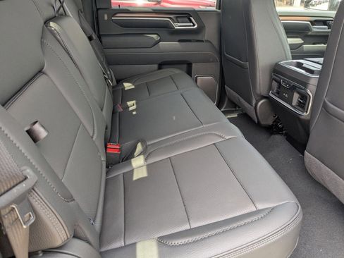 New 2025 GMC Sierra 2500 Denali w/ Denali Reserve Package image 25