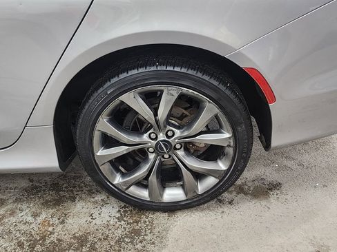 Used 2016 Chrysler 200 S w/ Navigation & Sound Group I image 44