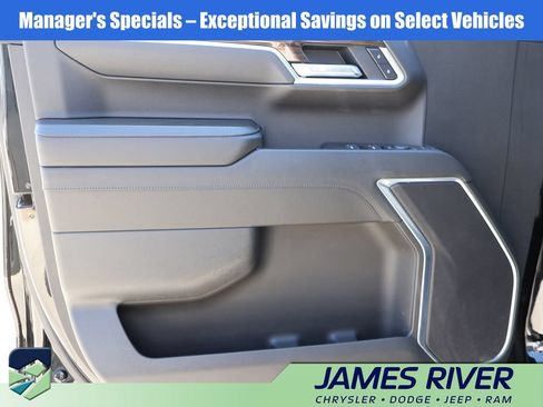 Used 2025 Chevrolet Silverado 1500 LT AWD/4WD image 20
