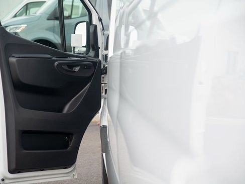 New 2025 Mercedes-Benz Sprinter 2500 image 22