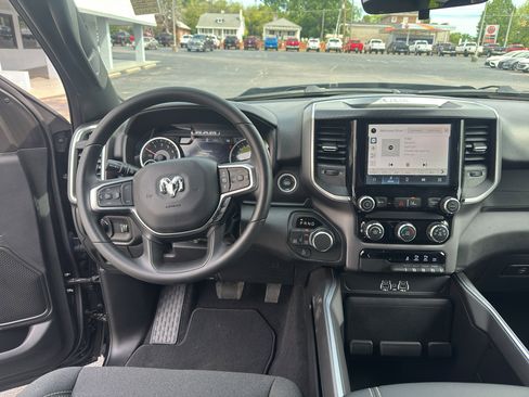 New 2026 RAM 1500 Express AWD/4WD image 11