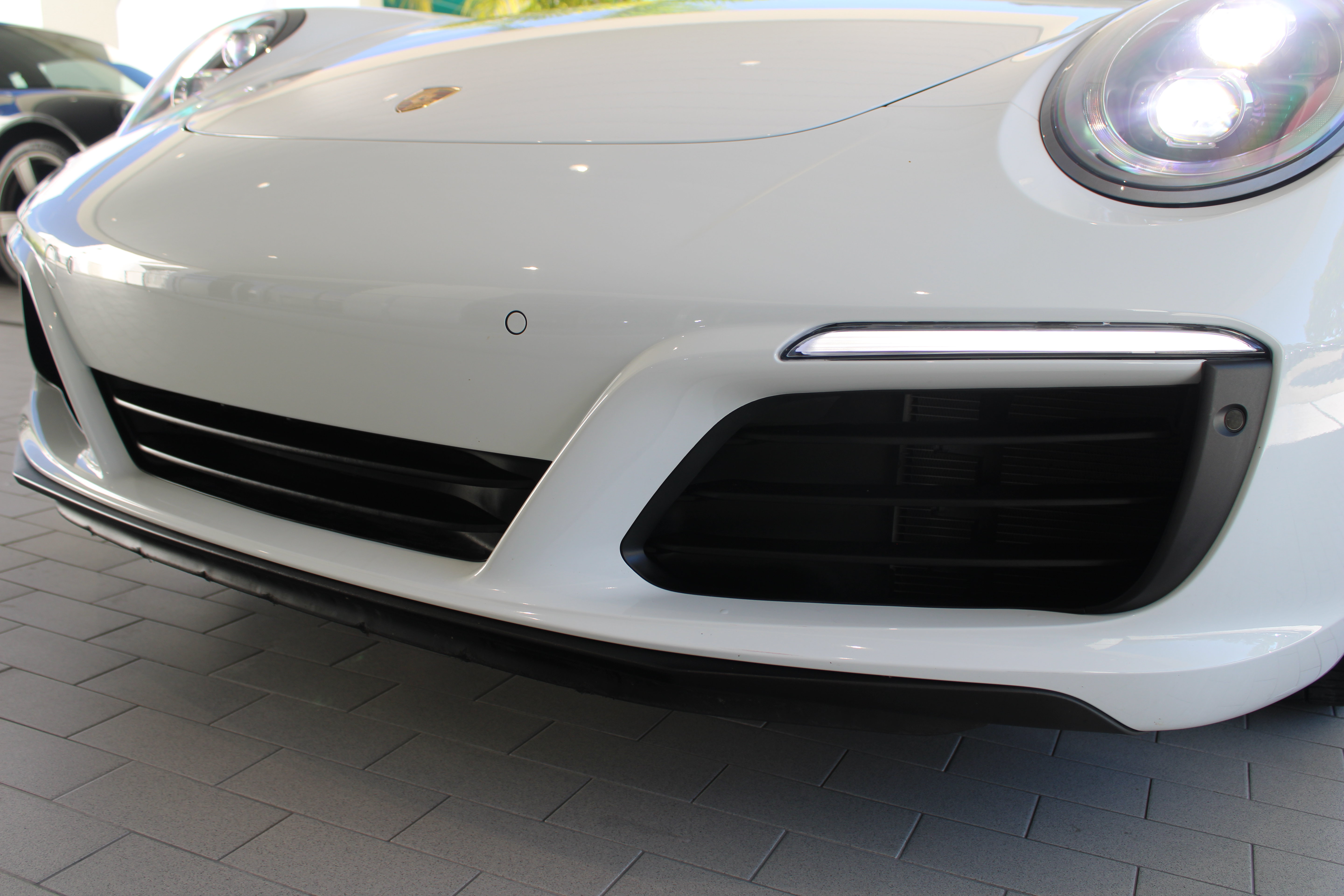 Certified 2018 Porsche 911 Carrera RWD image 32