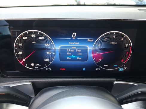 Used 2025 Mercedes-Benz GLB 250 image 18