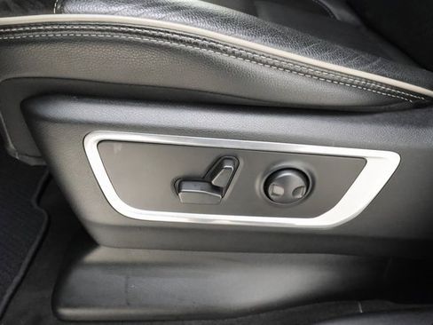 Used 2022 RAM 1500 Laramie image 10