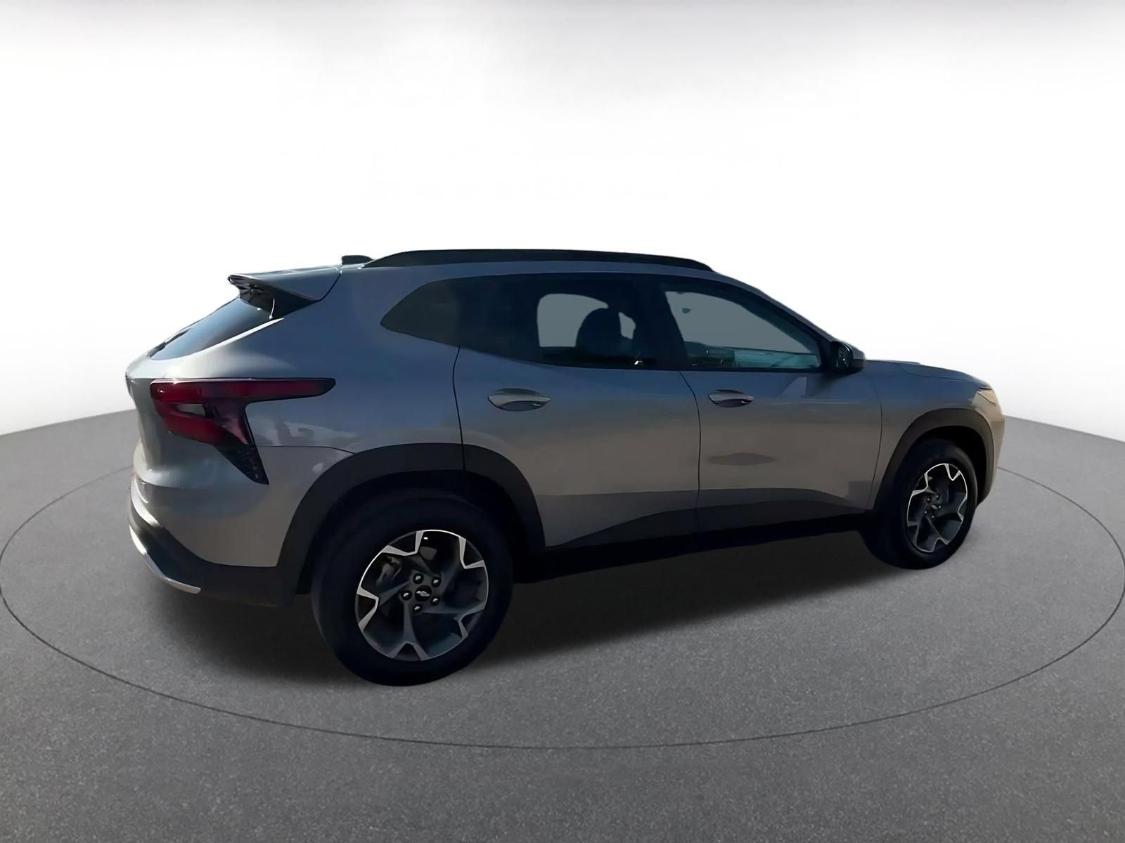 Used 2026 Nissan Rogue SV AWD/4WD image 14