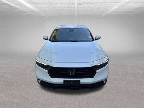 Used 2023 Honda Accord EX image 8