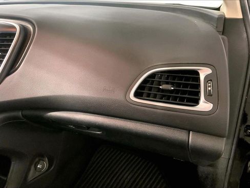 Used 2017 Chrysler 200 Limited Platinum w/ Mopar Interior Package FWD image 16