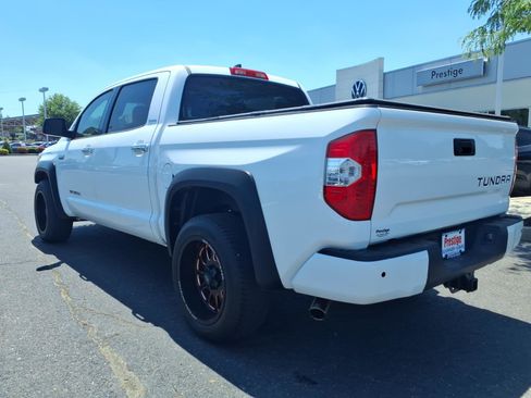 Used 2020 Toyota Tundra Limited w/ Limited Premium Package RWD image 4