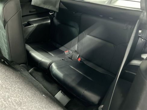 Used 2023 Mitsubishi Outlander SE image 21