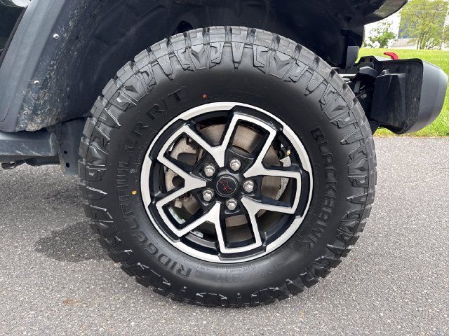 Used 2025 Jeep Wrangler Unlimited Rubicon AWD/4WD image 11