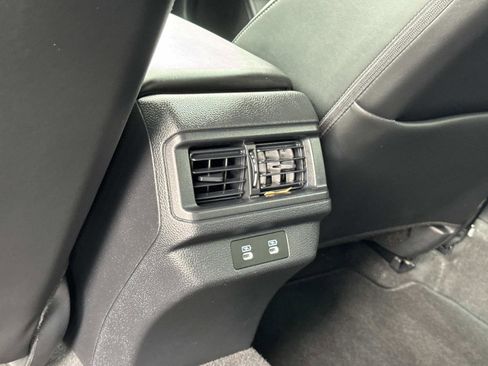 Used 2025 Honda Accord EX-L image 27