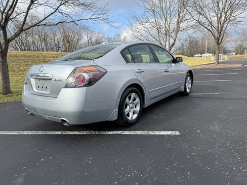 Used 2009 Nissan Altima 2.5 SL w/ SL Pkg image 3