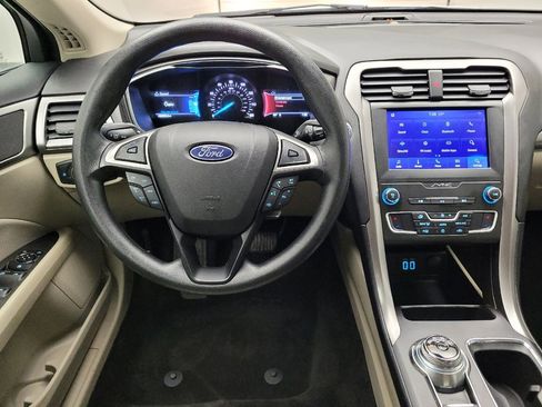 Used 2020 Ford Fusion SE w/ Fleet SE Value Package image 22