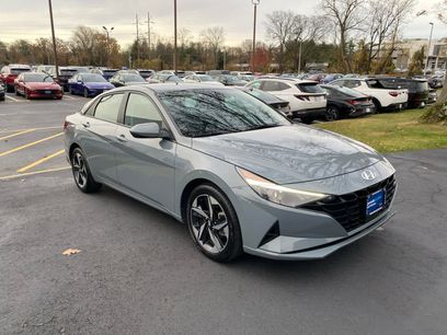 Certified 2023 Hyundai Elantra SEL w/ Convenience Package