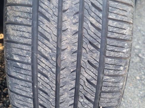 Used 2019 Subaru Forester Premium w/ All-Weather Package image 41