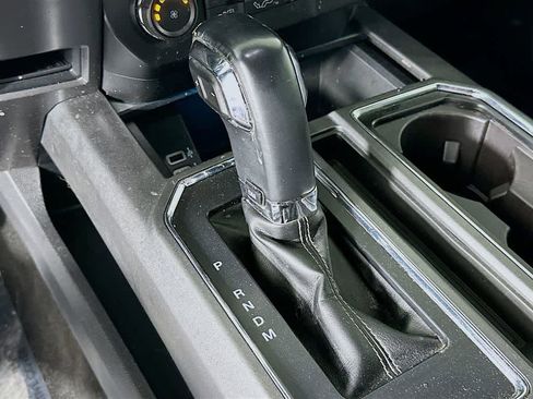 Used 2019 Ford F150 XLT w/ Equipment Group 302A Luxury AWD/4WD image 19