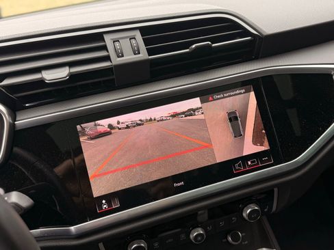 Used 2023 Audi Q3 2.0T Premium Plus image 33