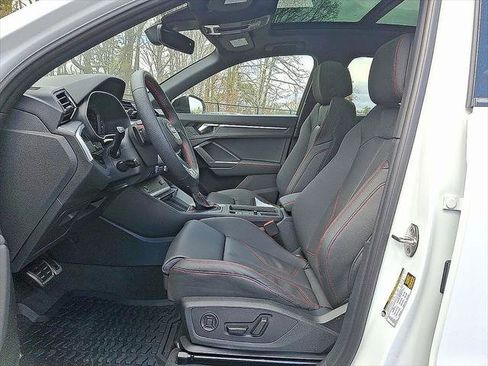 Certified 2025 Audi Q3 2.0T Premium Plus w/ Premium Plus Package image 6