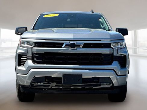 Used 2024 Chevrolet Silverado 1500 RST AWD/4WD image 2