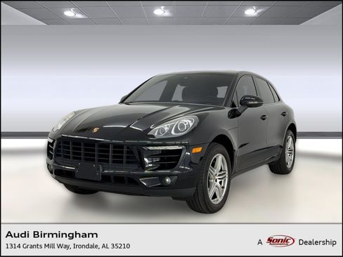 Used 2017 Porsche Macan S AWD/4WD image 1