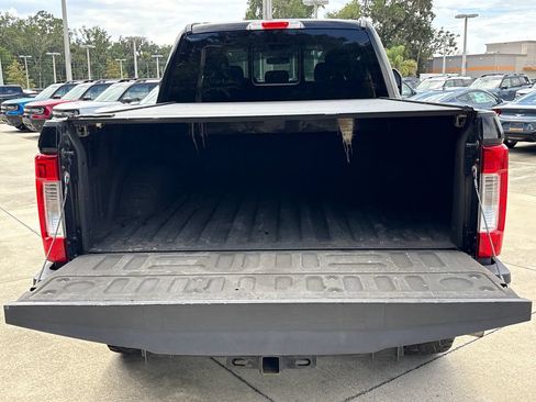 Used 2018 Ford F250 Lariat w/ Lariat Value Package AWD/4WD image 24