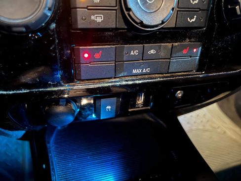 Used 2010 Ford Escape Limited image 13